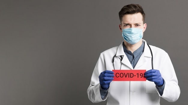 Koronawirus przyczynił się do śmierci m.in. 37 lekarzy i 25 pielęgniarek