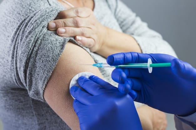 Ubogie kraje mogą nie otrzymać szczepionki przeciw Covid-19 aż do 2024 roku