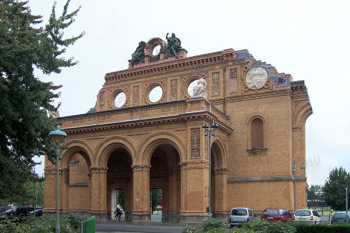 Pomnik miałby stanąć na Placu Askańskim koło ruin dworca kolejowego Anhalter Bahnhof. Fot. domena publiczna