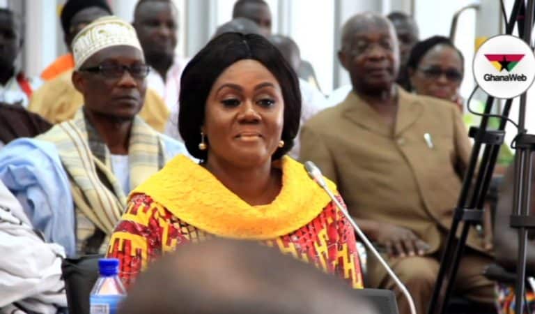 Minister Turystyki Ghany, zaprasza wszystkich niechcianych w USA Afroamerykanów