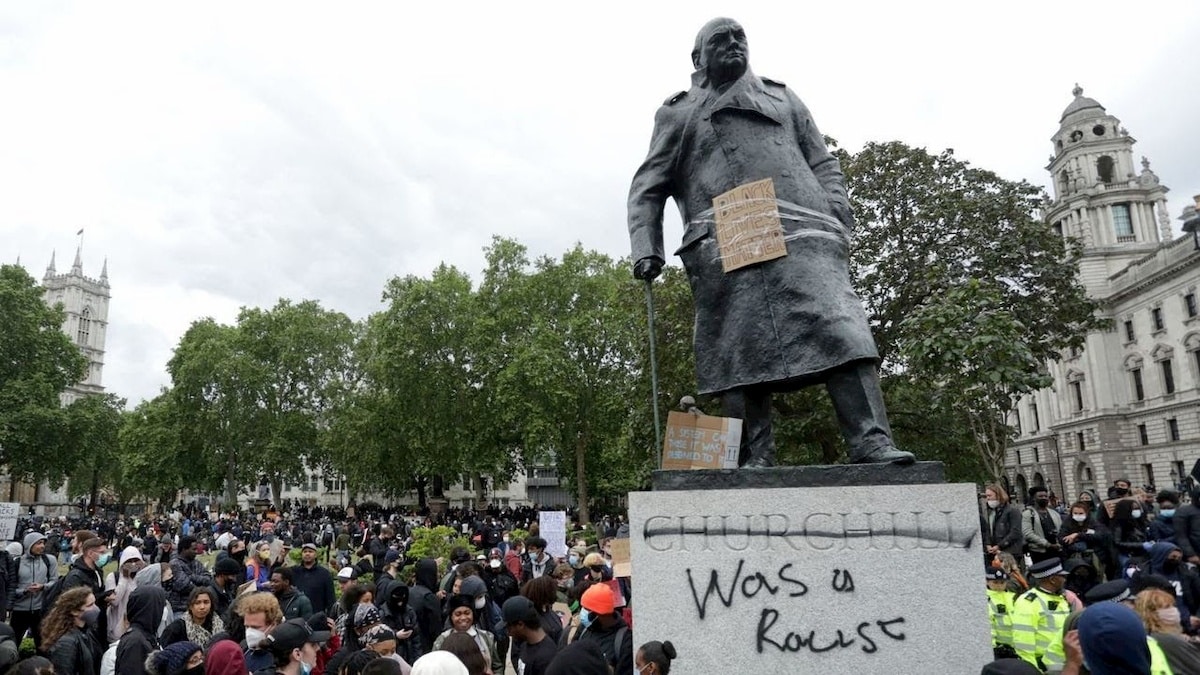 Zdewastowany pomnik Churchilla w Londynie. Fot. domena publiczna