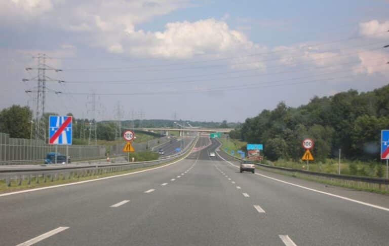 Ekolodzy w akcji! Z pomocą Unii Europejskiej chcą drastycznie ograniczyć prędkość na autostradach!