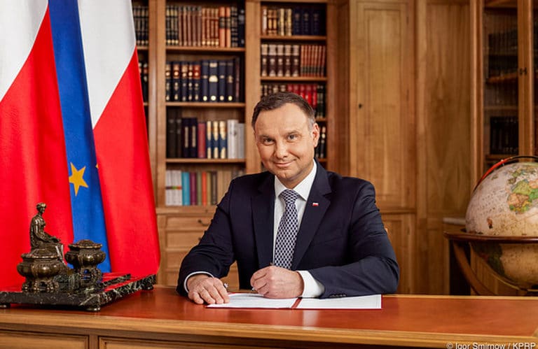 PILNE! Andrzej Duda zawetuje ustawę PiS!