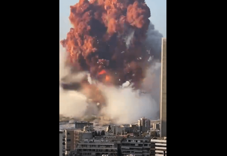 Przerażające nagrania z Bejrutu! W Stolicy Libanu doszło do masakrycznego wybuchu! Zniszczone pół miasta!