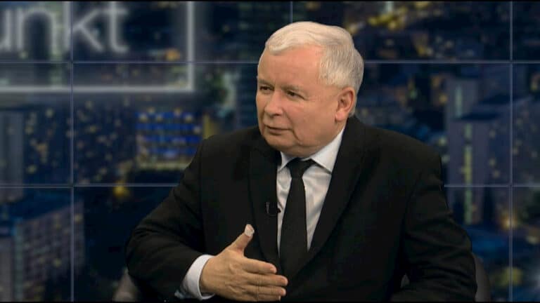Jarosław Kaczyński: Żadnym szantażom nie ulegniemy. Walczymy twardo, w sprawach podstawowych dla państwa i Polaków