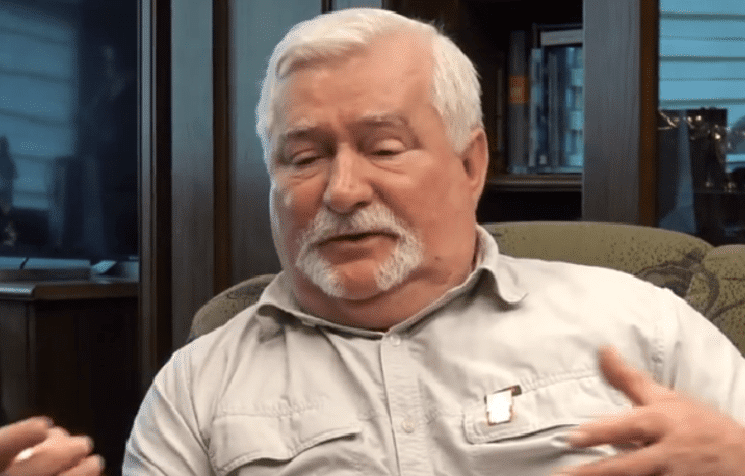 Lech Wałęsa: „Pogadaliśmy jak kretyn z kretynem”