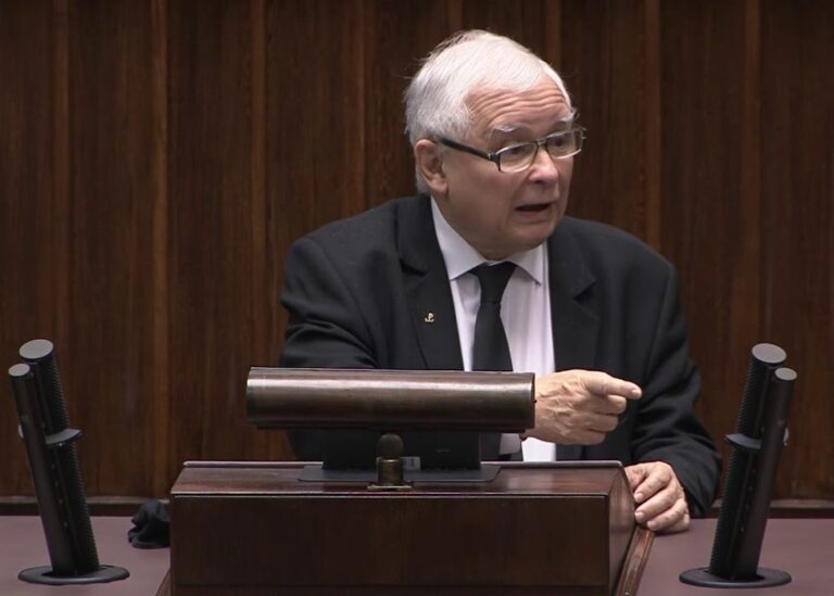 Kaczyński: służby specjalne nie dostrzegały przeciwskazań do zakupu respiratorów w kwietniu 2020 r.