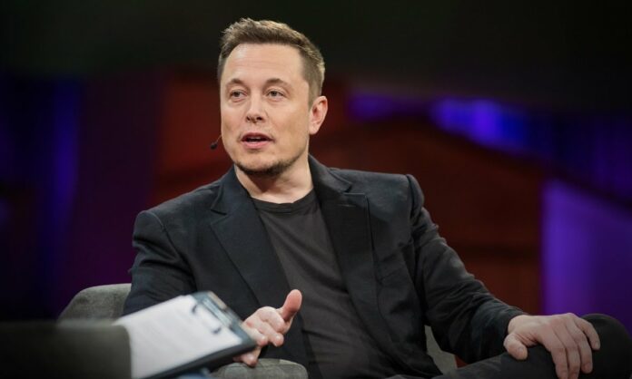 Elon Musk zachwycony bezwarunkowym dochodem podstawowym. Szef Tesli popiera eksperyment w Walii