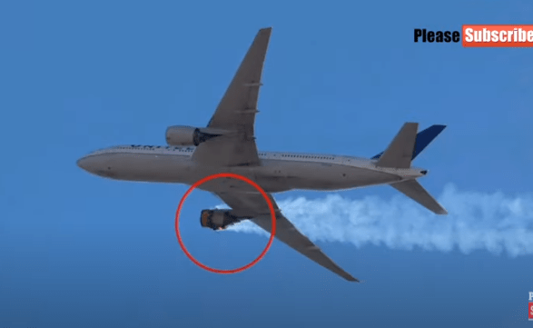 Awaryjne lądowanie płonącego Boeinga! Ułamki silnika spadały na ziemię WIDEO