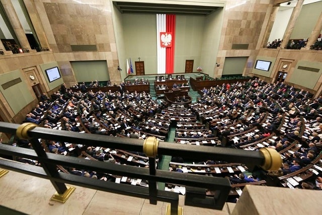 Porażka PiS w Sejmie! Posłowie przyjęli wniosek opozycji