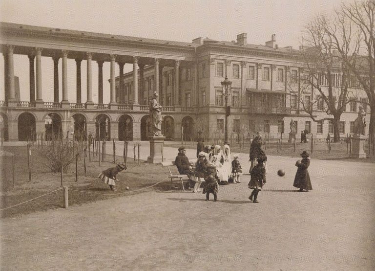 Pałac Saski w roku 1895. Fot. Domena publiczna