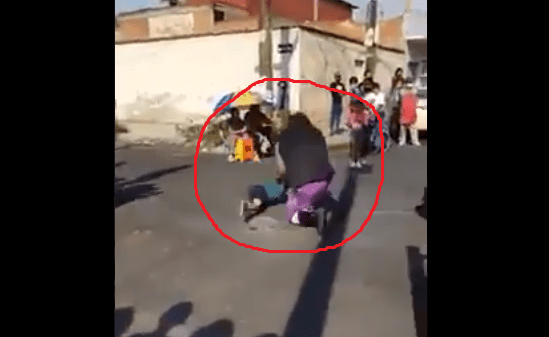 Obłęd! Wrestler  “El Vikingo” w bestialski sposób zaatakował 5-letniego chłopca